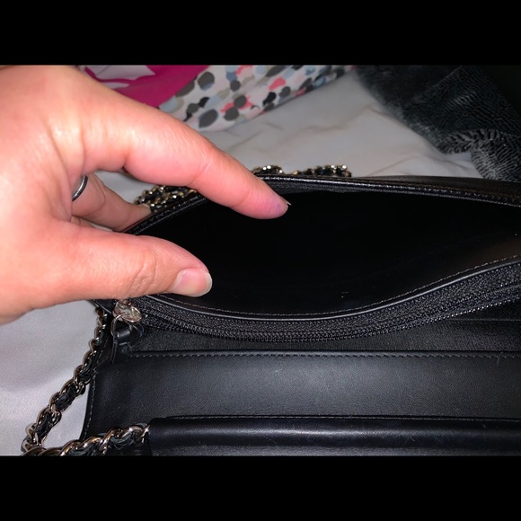 Chanel Timeless Q Wallet on Chain - Picture 4 of 8